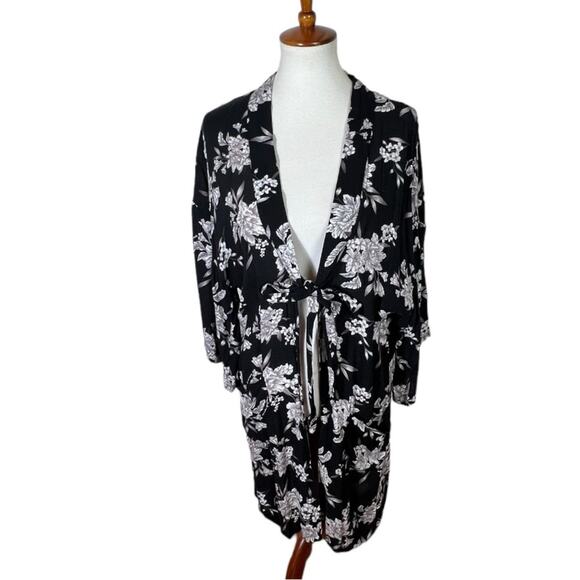 Spiritual Gangster Spiritual Gangster Maya Floral Kimono Robe Fits 0-14 - Picture 1 of 10